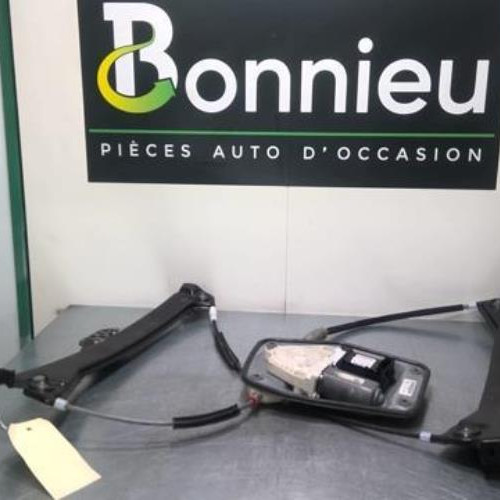 Moteur leve vitre avant droit