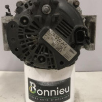 66249923-9c7466ee-504d-4ee2-9f11-5bc8918d7064-Piece-Alternateur-06E903016S-AUDI-A4-3-S4-PHASE-1-4c4c65a141ab72cafa0c1d60e8efd50a8abd1e7022ba35f29b8dcf957ac7de3c_m.jpg
