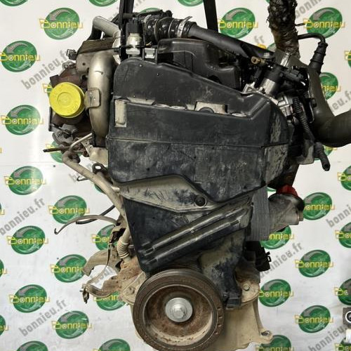 Piece-Moteur-8201585152-RENAULT-KANGOO-2-PHASE-2-ce044b1df17401b137006d6cefded073894f76065cf98032adad76c501e31686_mtn.jpg