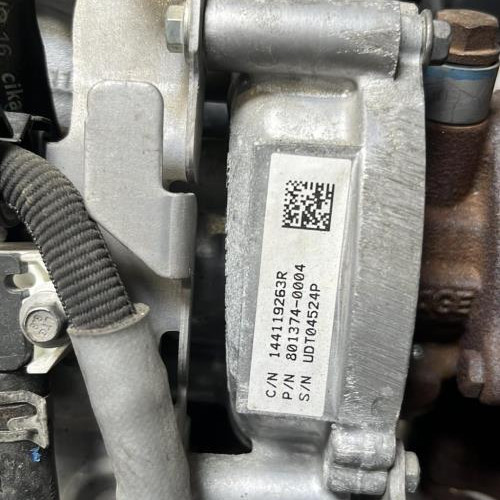 Piece-Moteur-8201585152-RENAULT-KANGOO-2-PHASE-2-fa8ffc7f25c5656a81b8491e1700641730e3b28011470c21b72f431e14172f32_mtn.jpg