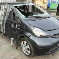 Vehicule-TOYOTA-AYGO-1-PHASE-1-2005-b540b366e433803d9618b7ae2f98ab0ab2d12096d18342bbd3ab9f79ad3e4776_mtn.jpg