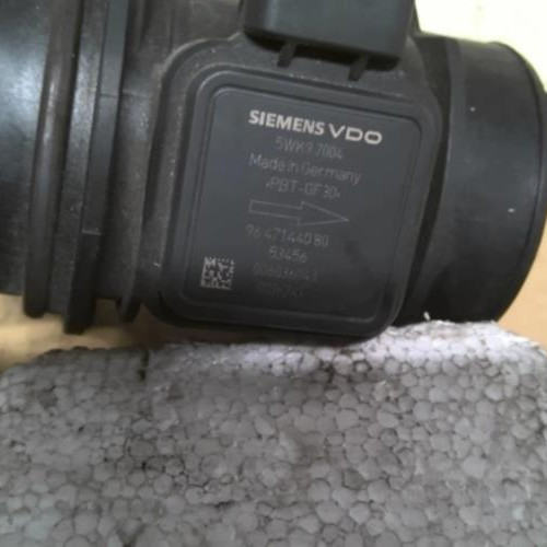 Piece-Debitmetre-PEUGEOT--ccc4b76abcabad9194c748aaf71e6cf41d9b0903c2b950406b5020c694af670c_mtn.jpg