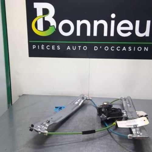 Moteur leve vitre avant droit