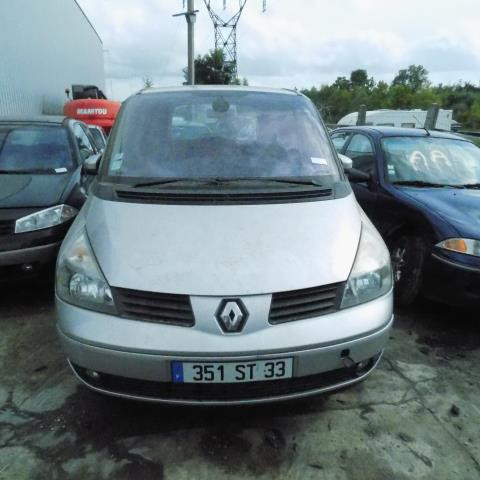 Vehicule-RENAULT-ESPACE-IV--2-2-2006-e157c40d7e05afe54da0fe56d4de8482d044b7261b9565fd9d8e8e2426e5d359.JPG