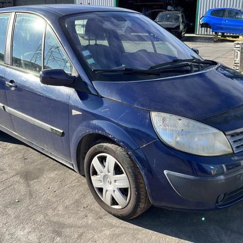 Vehicule-RENAULT-GRAND-SCENIC-2-PHASE-1-2004-11d13fb7f9e5e9b4cf54a0200de7f64b0c78bc4e585be4c116de664338e29aa5_mtn.jpg