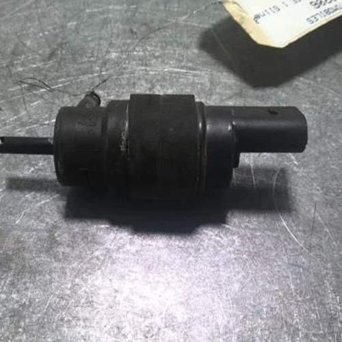 67180206-08a27e17-8404-4d97-9a68-26653c354b47-Piece-67180206-Pompe-lave-glace-avant-1K5955651-AUDI-A5-1-SPORTBACK-PHASE-1-30-TDI-24V-V6-TURBO-QUA-166737fe091bead235d795acbc288dfdad0a4d30670d3c9b981d0b80307f70a4_m.jpg