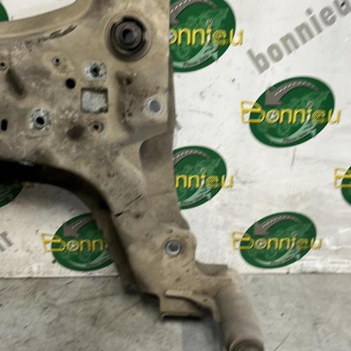Piece-Berceau-avant-544010579R-RENAULT-GRAND-SCENIC-3-PHASE-1-09ba344b0546939889e50000f4a6e67b4c5e7da26b9b29b8775ad75096f8f78e_mtn.jpg