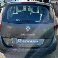 Vehicule-RENAULT-GRAND-SCENIC-3-PHASE-1-2009-7b9d82f84905c1feb2a58ba87e324032422af09e7d3e5891d065816b943b7ed1_mtn.jpg