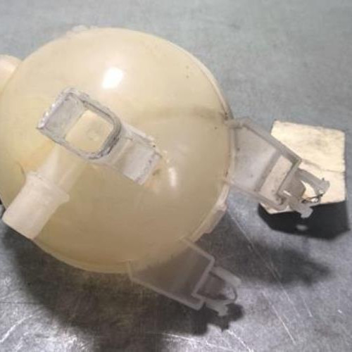 67628856-95201dc4-718d-414c-b697-8e052f7695b3-Piece-67628856-Vase-dexpansion-9800777280-PEUGEOT-208-1-PHASE-1-16i-16V-59e574e00177208eec97bc8387158b815d6feb6fd5463de3b901089a8fe11602_m.jpg
