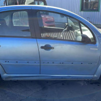 Vehicule-CITROEN-C3-1-PHASE-1-2005-9055981b79b34ef0d7e4041e6889cbce6450a8217d25f372f1b33a9f3a06d3c3_mtn.jpg