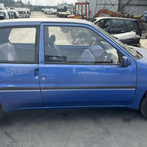 Vehicule-PEUGEOT-106-PHASE-1-1995-7f03743bbb82cd382cefe245706fd89272df2de7fabb2d672d7a7c4ca7cba394_mtn.jpg