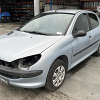 Vehicule-PEUGEOT-206-PHASE-1-2003-139bde5415ad2540ea49fd82fe38bb6eb7e30ec58435297719b29cd2100e8f76_mtn.jpg