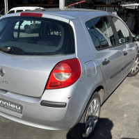 Vehicule-RENAULT-CLIO-3-PHASE-1-2006-6bd14c3453e6cf7018b9be0ec0ab815150a37951e98139305ff036e2fa95d8fc_mtn.jpg