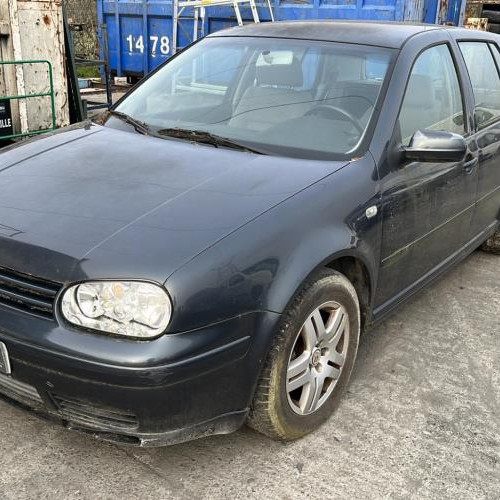 Vehicule-VOLKSWAGEN-GOLF-4-2001-01de13747283e074d44f2f034296795f3f197ccc0188ab945851e7224ae1f2a0_mtn.jpg