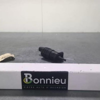 68043844-f1c1c816-bb96-4749-b099-4cf45d9c9493-Piece-68043844-Pompe-lave-glace-avant-8201626365-RENAULT-SAFRANE-PHASE-1-20i-8V-f08e9e667f4dacbe734d7848aee04e42a0c9973036e9660e76d0e1756783562c_m.jpg