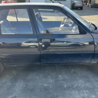 Vehicule-PEUGEOT-205-PHASE-2-1987-8f092bc65234e7f16476ccbe6a436e04b4513fa499dff91baac9004a40c09ae6_mtn.jpg