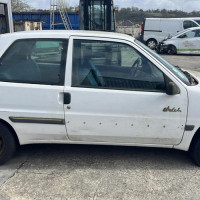 Vehicule-PEUGEOT-106-PHASE-2-1997-3ddd1e6e513d919e02e65a128ed540d2fe426c40dd70ef9cf0e208748095ae41_mtn.jpg