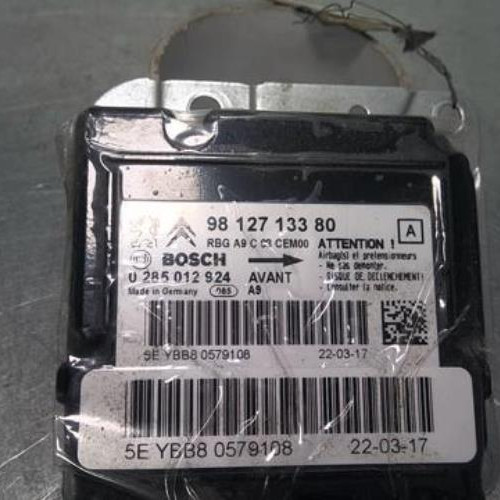 Vehicule-PEUGEOT-208-1-PHASE-2-2017-fdb2a523330474dcbc687b13e9fca1504a799e84cd7a01c6f02a258cec549cdb_mtn.jpg
