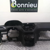 Vehicule-PEUGEOT-208-1-PHASE-2-2017-2b583479f4968c34b11e6eb410bb57aedab9259bfa85cb24656f689e00b3b297_mtn.jpg