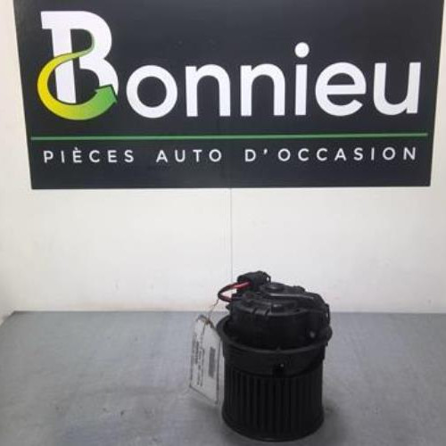 Vehicule-PEUGEOT-208-1-PHASE-2-2017-d76bb9359c1c8d39fc30f6db9cacafd560cafefab4ad76bc65c8ed1fa52903ee_mtn.jpg