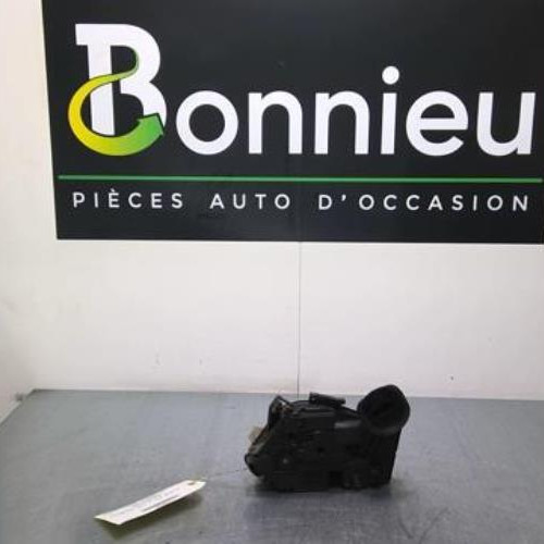 Vehicule-VOLKSWAGEN-GOLF-6-2011-b1d72422d584f13bd7c476ec9ebda0a72c51d9ba6f801e4a7ab5421420dc52f0_mtn.jpg