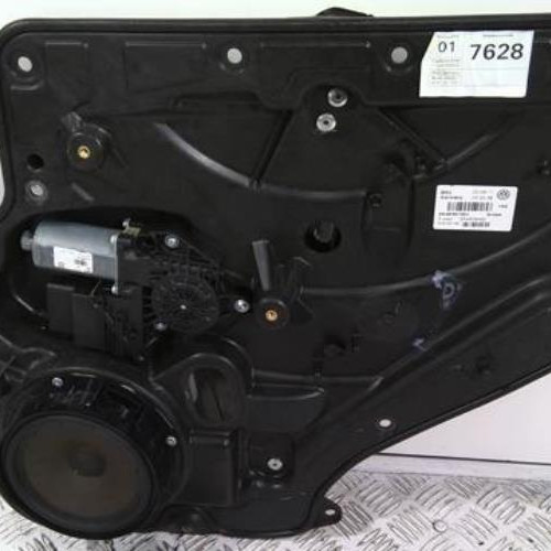 Vehicule-VOLKSWAGEN-GOLF-6-2011-b1d72422d584f13bd7c476ec9ebda0a72c51d9ba6f801e4a7ab5421420dc52f0_mtn.jpg