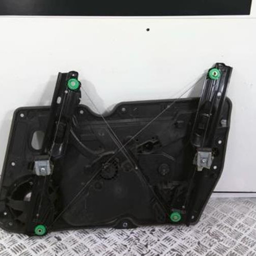 Vehicule-VOLKSWAGEN-GOLF-6-2011-33e122d9f390caebc64000dddff6aecd127db7eb32f5b3865a4183e93221ac6b_mtn.jpg