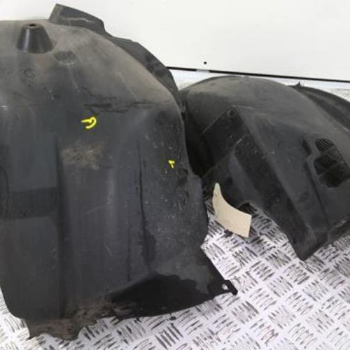 Vehicule-BMW-SERIE-1-E87-PHASE-2-2010-2e814cfdadb18acfa12e8ff8542a9291fd0d910b0312df1b0dd46eb6acd2f7cc_mtn.jpg