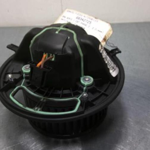 Vehicule-BMW-SERIE-1-E87-PHASE-2-2010-2e814cfdadb18acfa12e8ff8542a9291fd0d910b0312df1b0dd46eb6acd2f7cc_mtn.jpg