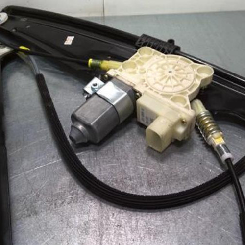 Moteur leve vitre avant gauche