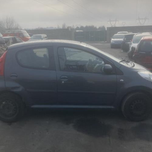 Vehicule-PEUGEOT-107-PHASE-2-2011-76f6b6718b5cc9aeeff0b21ff75875faf47b30d95f1c053df945fd24f3f6b4ad_mtn.jpg