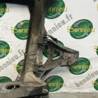 Piece-Berceau-avant-8200741079-RENAULT-CLIO-2-PHASE-2-7d40696988a1cc3a2be9e0e0455f571c721136d61022dad1e3c1797808ddad18_mtn.jpg