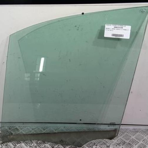 68833336-13b6e87e-8d5f-4f64-b10d-caae4871b2ea-Piece-68833336-Vitre-arriere-gauche-8200120611-RENAULT-GRAND-SCENIC-2-PHASE-2-19-DCI-8V-TURBO-da4b331765c7c4dd35d8ae97725a32a16bcd0ed8c24b39e49fbd374ce969a97d_m.jpg