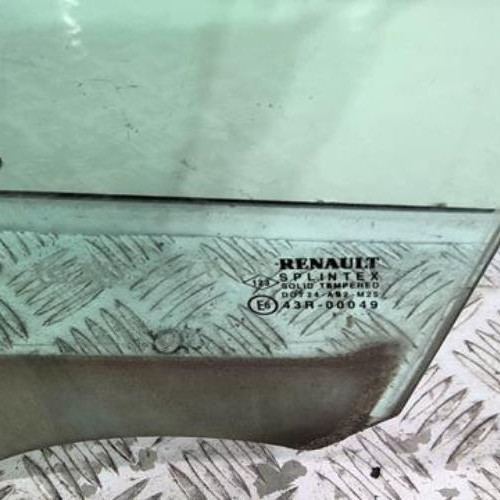 68833336-59a7f31b-a33c-4659-a07f-ddfddd5986fd-Piece-68833336-Vitre-arriere-gauche-8200120611-RENAULT-GRAND-SCENIC-2-PHASE-2-19-DCI-8V-TURBO-ad63c2a2d31bd3648b0fe6508c84721e7fd30874c52724ece034d5cc860d2572_m.jpg