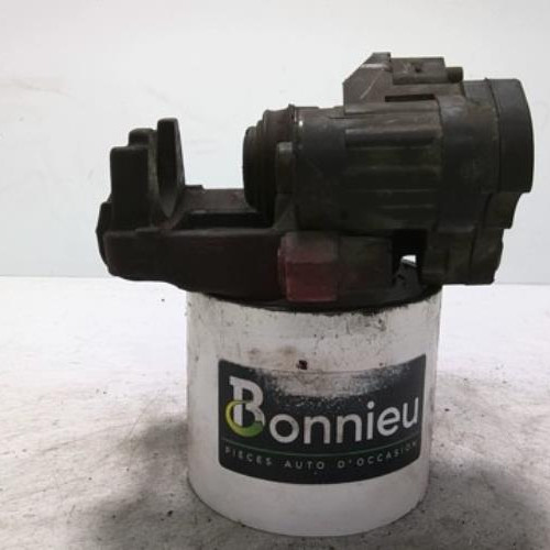 68833368-741e2deb-0429-4735-8587-5bc098b0a929-Piece-68833368-Etrier-arriere-droit-8V0615424D-AUDI-A3-3-SPORTBACK-PHASE-1-20-TDI-16V-TURBO-38c185565fcdcf0bc3535b16f955656833ee9ca60e4a97e127cf8191ddb35b7e_m.jpg