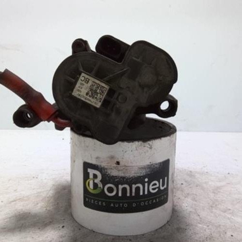 68833369-6281086f-b03b-4139-a389-771ec4944f44-Piece-68833369-Etrier-arriere-gauche-8V0615423D-AUDI-A3-3-SPORTBACK-PHASE-1-20-TDI-16V-TURBO-2cc6dc7b87b3be58d23d5280f46ff9e666b83cb10784fa364b01179434cb136e_m.jpg