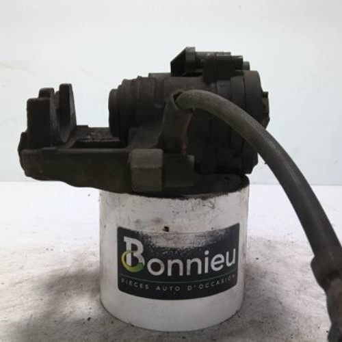 68833369-08dcfb14-d0b0-4ba2-b75a-58ed2d3a1533-Piece-68833369-Etrier-arriere-gauche-8V0615423D-AUDI-A3-3-SPORTBACK-PHASE-1-20-TDI-16V-TURBO-4f0ca1890e27efd766a79a6a821f1e4c98b15aef1e6d43790e5ce594c3027d3d_m.jpg