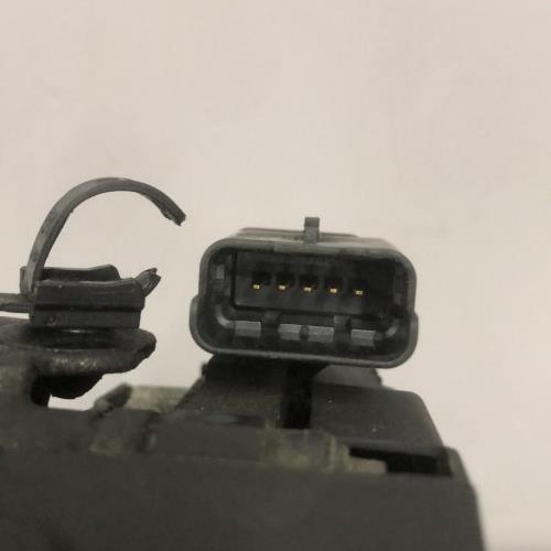 69210216-992d4f60-41e9-4457-b432-479727be355c-Piece-Alternateur-5705PA-PEUGEOT-208-1-PHASE-1-0d4b0e065e93c600d4f409b9d8565d4ceb2a5b0a898ece156f23284a276478c5_m.jpg