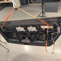 69211183-ea5ed22b-5e57-4f2b-8643-7b0696718a5d-Hayon-arriere-41627188584-BMW-SERIE-6-E64-CABRIO-PHASE-1-14bce36cbb24a2cce62b45e97e2ba9ba6dfbd7d30ce35dae3aabbf23778d7b46_m.jpg
