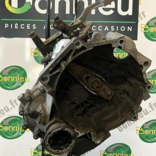 Vehicule-VOLKSWAGEN-POLO-4-PHASE-1-2002-62a7ff21a15e593f3ce8f8b750600b5125fc23cb3b0d5aa9d20207a8a44b8d30_mtn.jpg