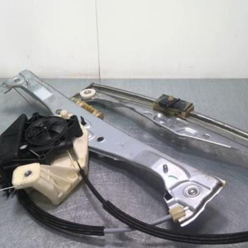 Moteur leve vitre avant droit