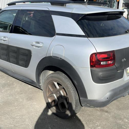 Vehicule-CITROEN-C4-CACTUS-2014-05b8a6023220e47cc62eae3063313fcf3882f4ca9cbaca6557c227651bb6875a_mtn.jpg