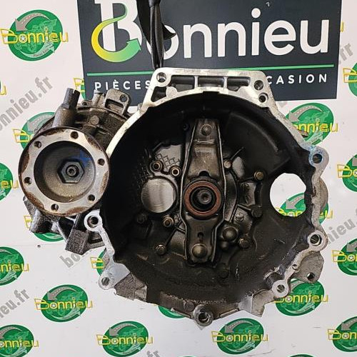 Piece-Boite-de-vitesses-SKODA--0cabbc9d05cb0d561ce0cf17138d0f81131e0d77357e65ebc9ec604a57cf9ab0_mtn.jpg
