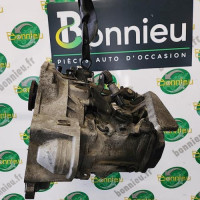 Piece-Boite-de-vitesses-SKODA--b2d0886d8894e0095314fb9f1616bd8b2a093122724584914a9a3e13895579a6_mtn.jpg