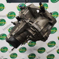 70194895-c2fc243b-db41-403e-ad8a-44310aa57a00-Piece-Boite-de-vitesses-RENAULT-CLIO-2-PHASE-1-e1252b4a09ac051b6fa3646339c357b44c0aeda0f8686b03f9c85adbb3484aec_m.jpg