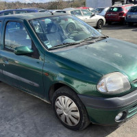 Vehicule-RENAULT-CLIO-2-PHASE-1-2000-4241960077f1c922b48bb69082ac615906359cb062172088a9e9f5943e8edd87_mtn.jpg