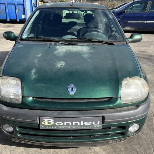 Vehicule-RENAULT-CLIO-2-PHASE-1-2000-286f595447d5b6ab04ec99f44411f8441f2851c7ddff6de2f3ee2f76e3c05764_mtn.jpg
