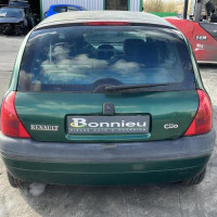Vehicule-RENAULT-CLIO-2-PHASE-1-2000-9f7b73c3e12700439f6771df8eb9a8739742d2dc19ec67c8d246133be5abc76f_mtn.jpg