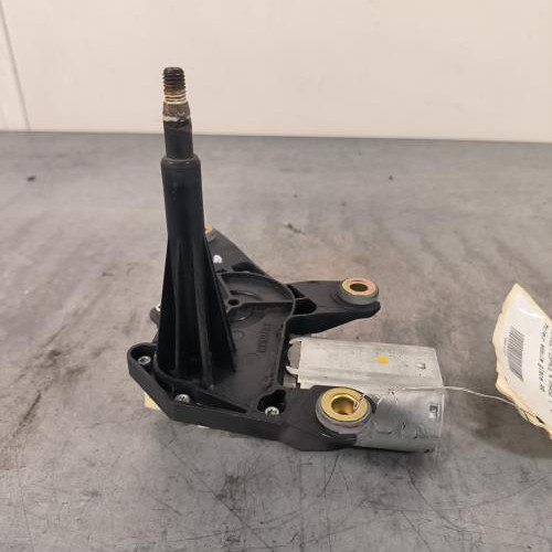 70395311-a9580c5e-dd4f-4ee7-955f-bb69d1a484b7-Piece-Moteur-essuie-glace-arriere-8200031083-RENAULT-ESPACE-4-PHASE-1-3f7a2a7d9b0c92785b08449c9409e871ed73637b311948fbfab21d07ff5a9b16_m.jpg