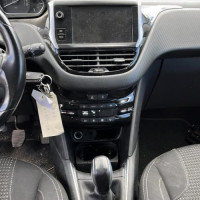 Vehicule-PEUGEOT-208-1-PHASE-2-2015-0078d93423f6f6c67cf0b90810685ceb5e19bee160af3e8d95d1bc7a235ea3a9_mtn.jpg